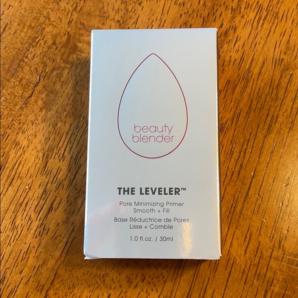 BEAUTY BLENDER THE LEVELER NWT